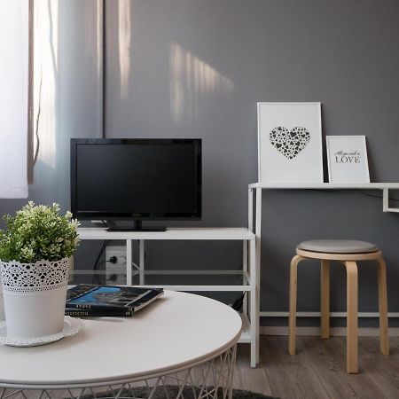 Gin Apartman Zara Esterno foto