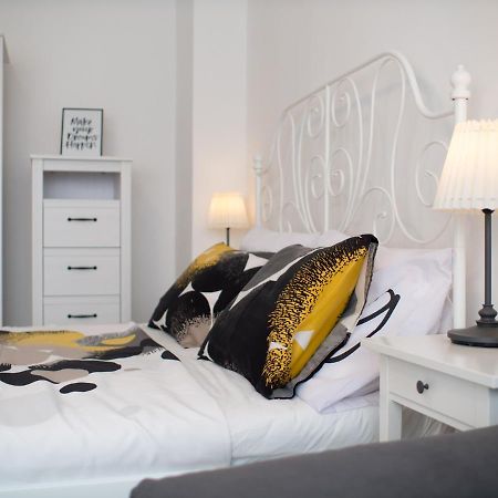 Gin Apartman Zara Esterno foto